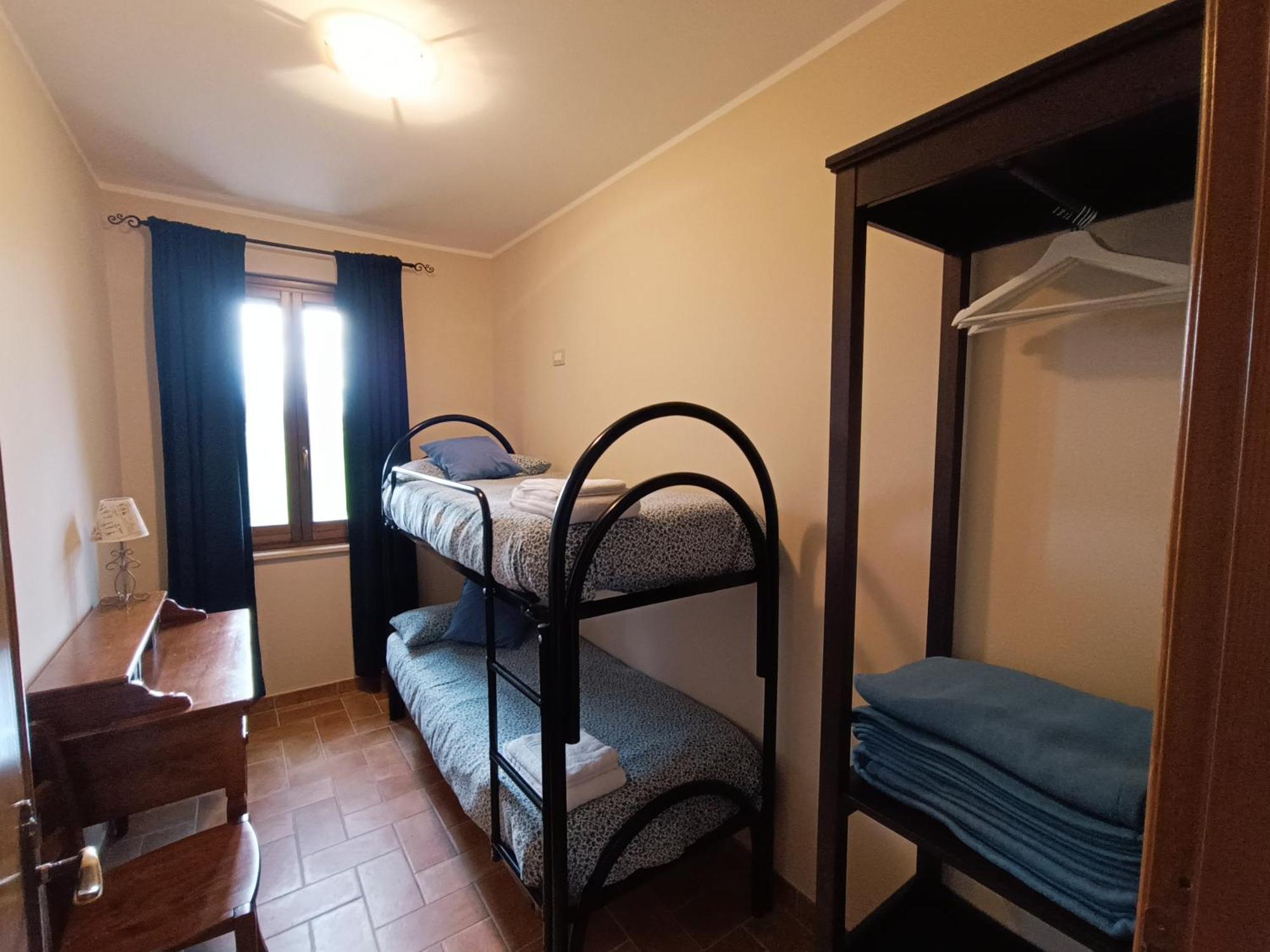 Casa Cardarella Guest House Beroide Стая снимка