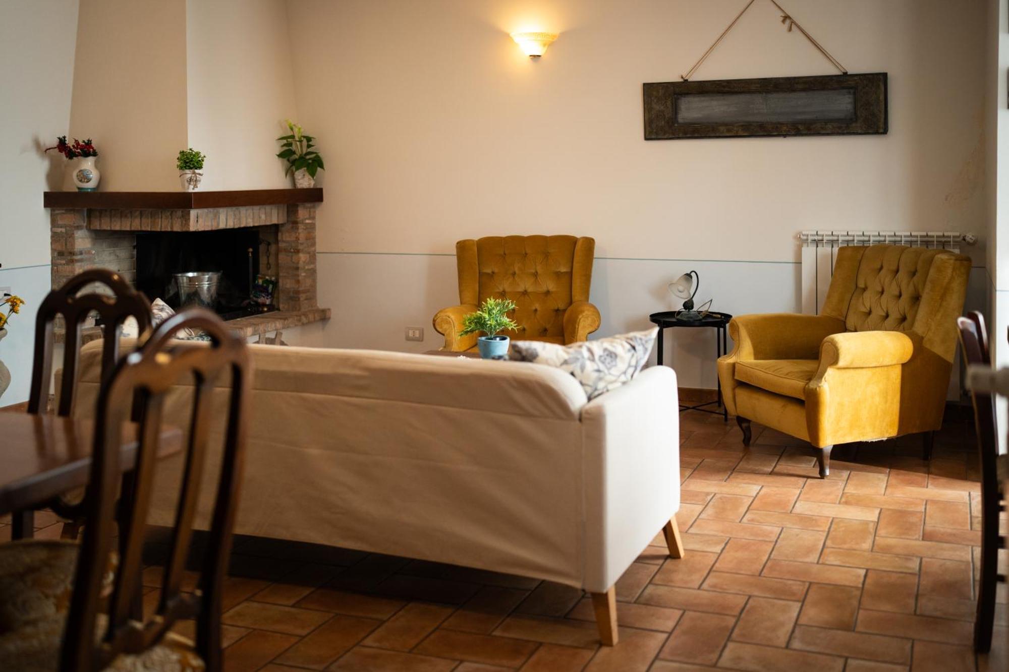 Casa Cardarella Guest House Beroide Екстериор снимка