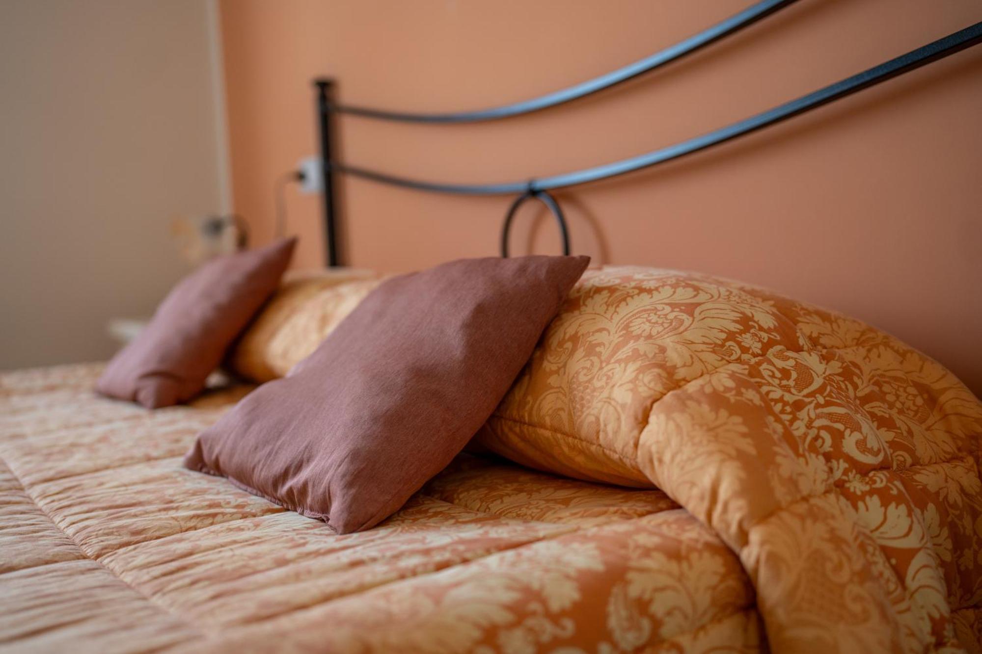 Casa Cardarella Guest House Beroide Екстериор снимка