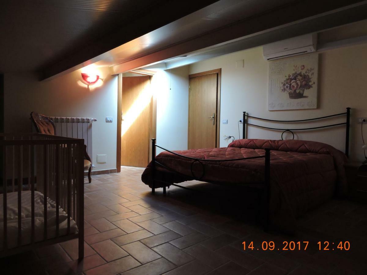 Casa Cardarella Guest House Beroide Екстериор снимка