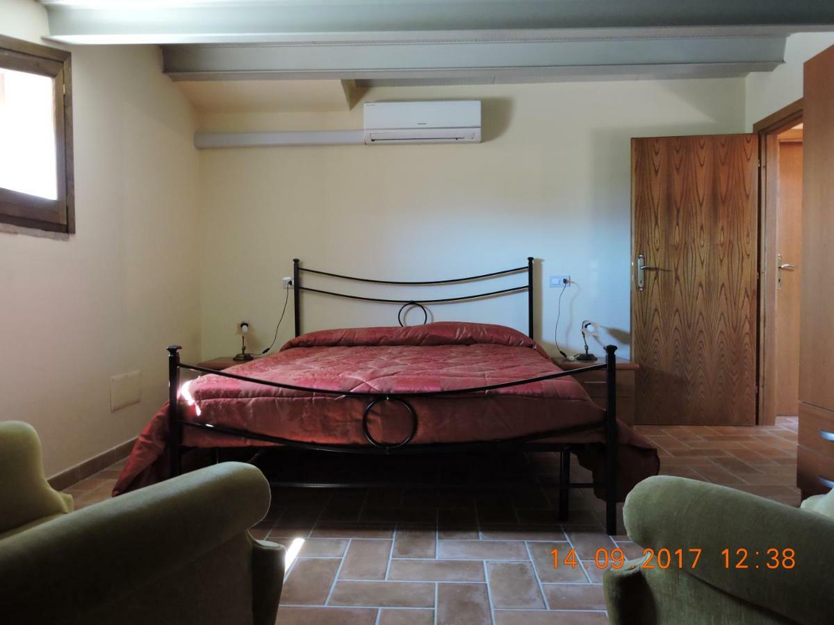 Casa Cardarella Guest House Beroide Екстериор снимка
